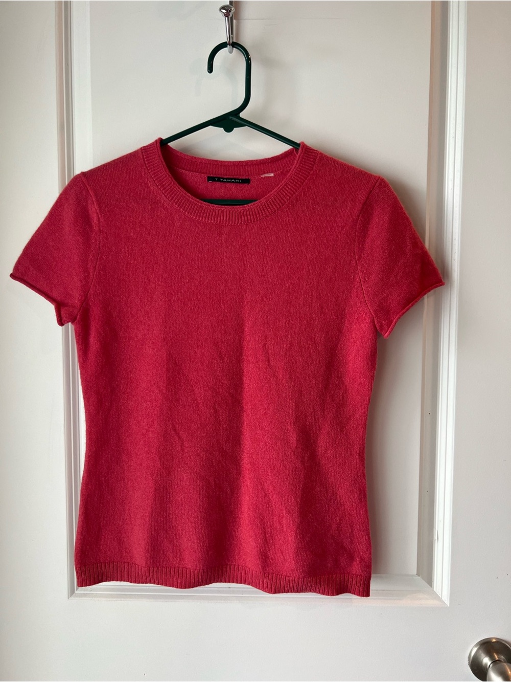 T Tahari cashmere sweater. XS